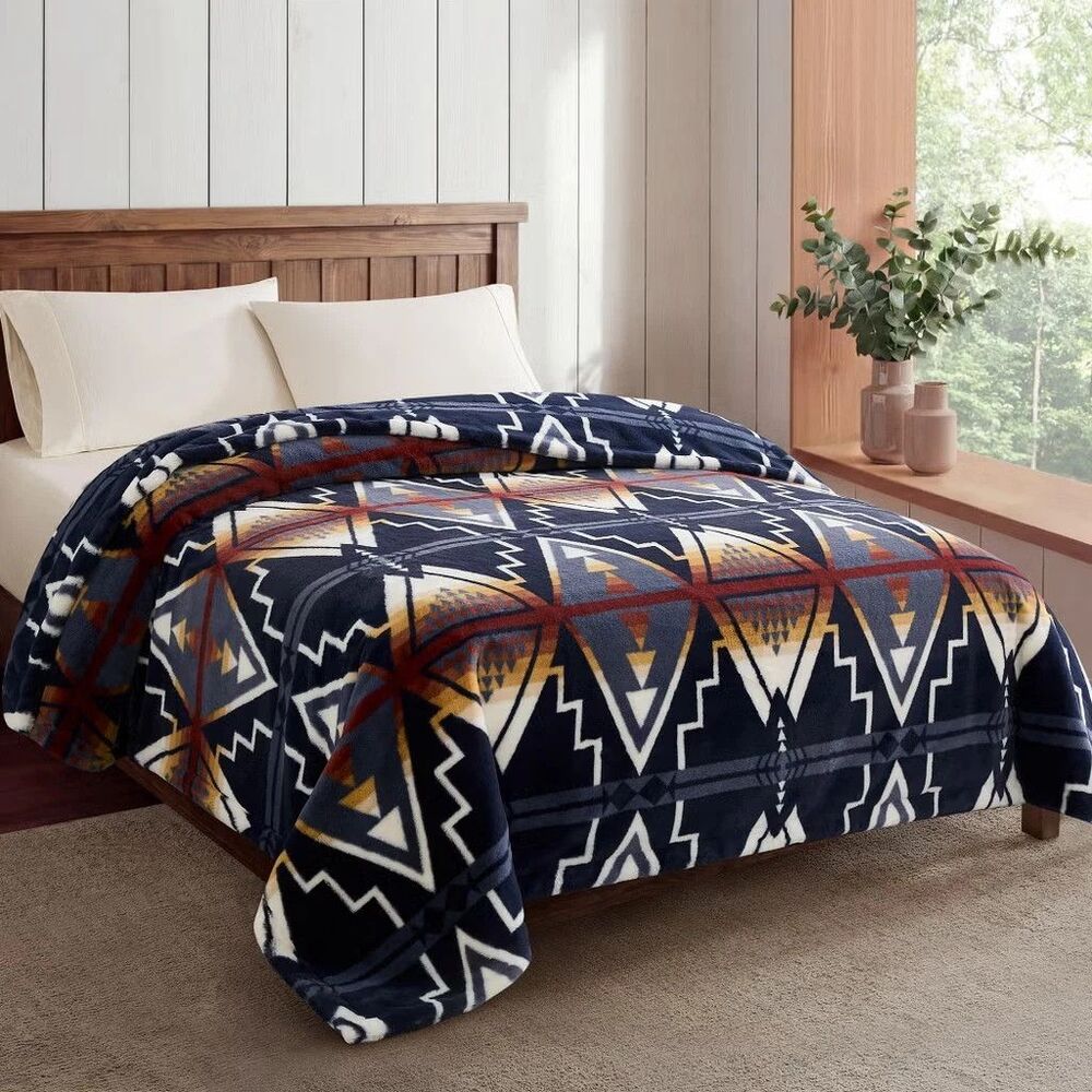 Pendleton Blanket Faux Fur Luxe QUEEN Blanket Queen: 98 in. x 92 in. NEW